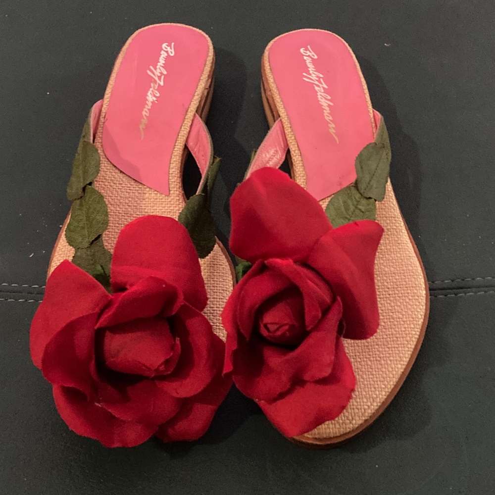 NWT Beverly Feldman Slide Sandals with Rose Appliqué 8.5